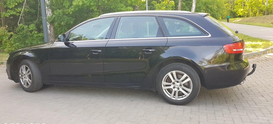 Audi A4 cena 29900 przebieg: 259000, rok produkcji 2009 z Przeworsk małe 562